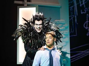 Hore! Musikal Death Note Akhirnya Digelar di Panggung West End London Hore! Musikal Death Note Akhirnya Digelar di Panggung West End London