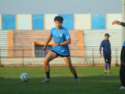 Kesan Positif Djanur Pada Dua Legiun Asing Baru Persela