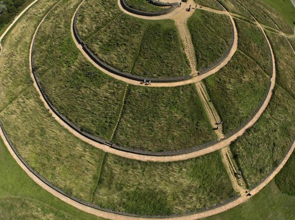 Potret Taman Cantik di London yang Dibangun dari Limbah