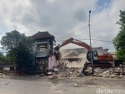 Pedagang Emas Kesulitan Pindahkan Barang, Berat Brankas Capai 2,5 Ton