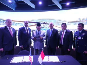 Disaksikan Prabowo, PTDI Teken Kerja Sama Bikin Heli Black Hawk buat Kemenhan
