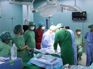 RSUD NTB Operasi Perdana Pemasangan Alat Pacu Jantung pada Anak RSUD NTB Operasi Perdana Pemasangan Alat Pacu Jantung pada Anak