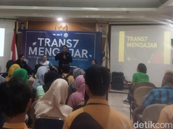 Trans7 Mengajar Hadir, Ajak Warga Cari Cuan Lewat Konten Kreatif