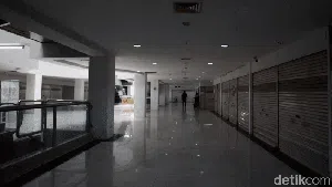Disebut Horor, Begini Penampakan Pasar Baru yang Kian Sepi Pengunjung
