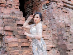 Jihan Audy Makin Genit di Single Iki Weke Sopo Jihan Audy Makin Genit di Single Iki Weke Sopo