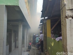Kebakaran di Ponpes Darut Taqwa Semarang Diduga dari Sampah Terbakar