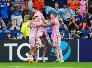 Dari Leo ke Leo: Gol Dramatis dalam Laju Inter Miami ke Final