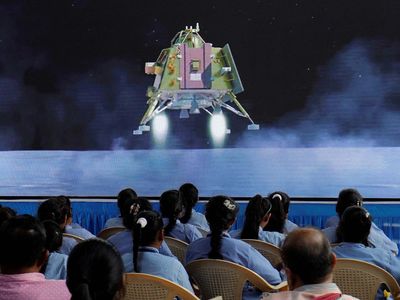 Gokil! Roket India Berhasil Mendarat di Bulan