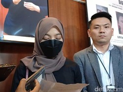 Alasan Oklin Fia Bikin Konten Jilat Es Krim: Lucu-lucuan