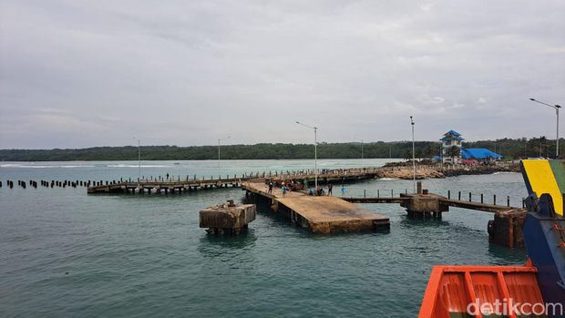 Pulau Enggano Bengkulu.