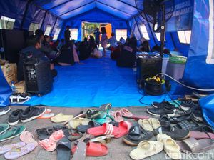 Ratusan Korban Kebakaran Gang Kober Mengungsi di Kantor Walkot Jakpus