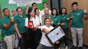 Rekor MURI untuk Pembagian Minuman Ringan Terbanyak