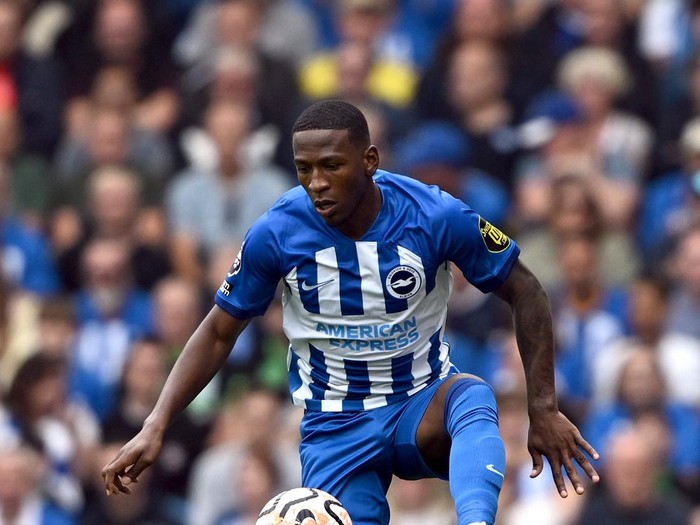 Soccer Football - Premier League - Brighton & Hove Albion v Luton Town - The American Express Community Stadium, Brighton, Britain - August 12, 2023 Brighton & Hove Albion's Simon Adingra celebrates scoring their third goal Action Images via Reuters/Peter Cziborra EDITORIAL USE ONLY. No use with unauthorized audio, video, data, fixture lists, club/league logos or 'live' services. Online in-match use limited to 75 images, no video emulation. No use in betting, games or single club /league/player publications.  Please contact your account representative for further details.