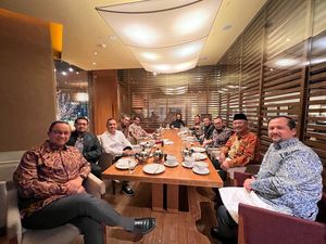 Anies Ungkap Isi Pertemuan dengan Surya Paloh dan Tim 8