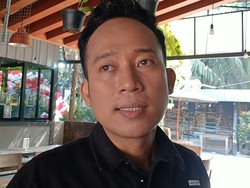 Denny Cagur Masih Harap-harap Cemas Tunggu Hasil Penghitungan Suara di KPU