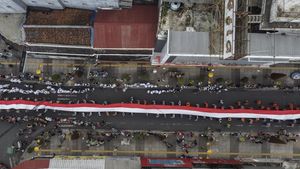 Foto Udara Kirab Merah Putih di Tasikmalaya