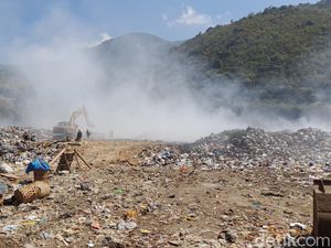 Kondisi TPA Cibeureum Sumedang yang Mengkhawatirkan Kondisi TPA Cibeureum Sumedang yang Mengkhawatirkan