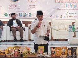 Sandiaga Acara Bareng Bendum PKS di Tengah Isu Rangkul PD-PKS