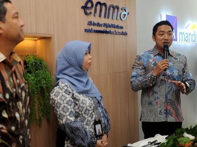 AXA Mandiri Buka Operasional Costumer Care Centre di Bandung