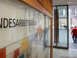 Pengadilan Jerman Benarkan Penghinaan Rekan Kerja sebagai Alasan Pemecatan