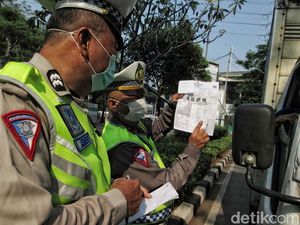 Tilang Uji Emisi Dimulai 1 September, Dendanya hingga Rp 500 Ribu Tilang Uji Emisi Dimulai 1 September, Dendanya hingga Rp 500 Ribu