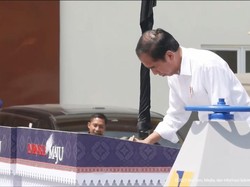 Jokowi Resmikan Jembatan Aek Tano Ponggol Senilai Rp 157 M di Samosir