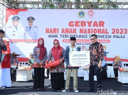 Aksi Heroik Siswa Gresik Selamatkan Bendera Saat Upacara Diganjar Penghargaan