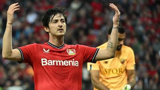 Bayer Leverkusen's Iranian forward Sardar Azmoun reacts during the UEFA Europa League Group semi final second leg football match between Bayer Leverkusen and AS Roma in Leverkusen, on May 18, 2023. (Photo by INA FASSBENDER / AFP)