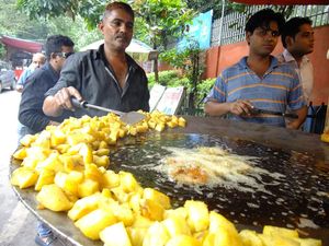 Akun TikTok Satan Food Ini Isinya Video Penjual Makanan Kaki Lima di India Akun TikTok Satan Food Ini Isinya Video Penjual Makanan Kaki Lima di India