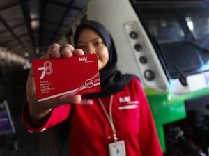 KAI Commuter Line Kenalkan Kartu Multi Trip di Surabaya