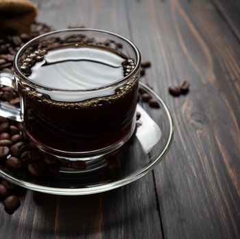 Kopi hitam/ Foto: Freepik.com/jcomp