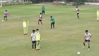 Selain itu timnas juga berlatih untuk Piala Dunia U-17 yang akan digelar 10 November hingga 2 Desember 2023 di Indonesia. 