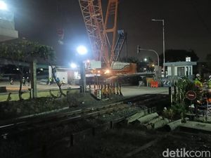 Proyek Girder Flyover Dimulai, Raya Aloha Ditutup Total Saat Pengerjaan Proyek Girder Flyover Dimulai, Raya Aloha Ditutup Total Saat Pengerjaan