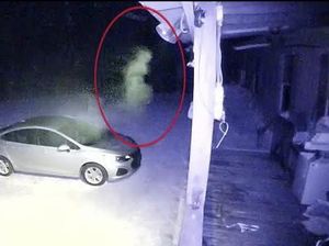 Seram Banget Bikin Merinding! Potret Hantu yang Terekam Kamera Seram Banget Bikin Merinding! Potret Hantu yang Terekam Kamera