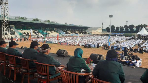 Potret PKKMB UNJ yang Kembali Jadi Trending Topic Twitter