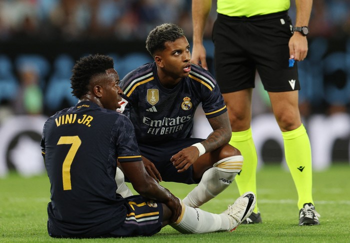 Vinicius Junior Soccer Football - LaLiga - Celta Vigo v Real Madrid - Estadio de Balaidos, Vigo, Spain - August 25, 2023 Real Madrid's Vinicius Junior and Real Madrid's Rodrygo during the match REUTERS/Violeta Santos Moura