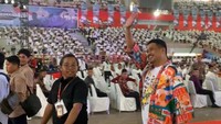 Hadiri Rembuk Kemerdekaan, Bobby Nasution Tampil Pakai Outfit Santai