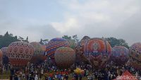 Meriah! Potret Festival Balon Udara Kedua Wonosobo