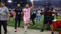 Kabarnya, Chueko adalah mantan anggota pasukan khusus di Amerika Serikat sana. Ia adalah salah satu bodyguard elite. Foto: USA TODAY Sports via Reuters Con/Vincent Carchietta