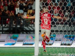 Bali United Bangkit, Tekuk Barito Putera 2-1