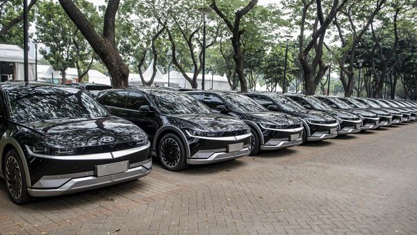 Ratusan Mobil Listrik Disiapkan untuk KTT ASEAN 2023, Ini Potretnya