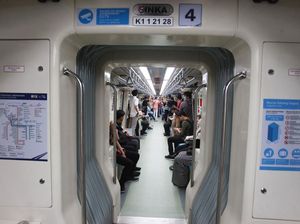 Suasana Uji Coba Terbatas LRT Jabodebek Jelang Diresmikan Suasana Uji Coba Terbatas LRT Jabodebek Jelang Diresmikan