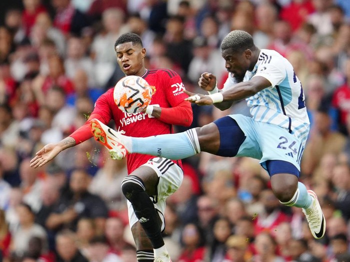 Manchester United bekerja keras saat menjamu Nottingham Forest. MU tertinggal dua gol cepat sebelum bangkit untuk meraih kemenangan dengan skor akhir 3-2, Sabtu (26/8/2023) malam WIB.