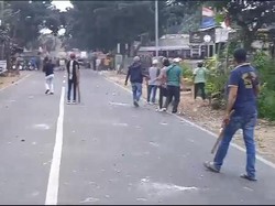 Dipicu Penarikan Motor, Dua Kelompok Massa Tawuran di Sukmajaya Depok