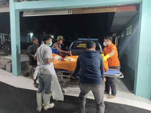 Keluarga Eks Brimob yang Tewas di Tambang Geruduk Polres Bangka Tengah Keluarga Eks Brimob yang Tewas di Tambang Geruduk Polres Bangka Tengah