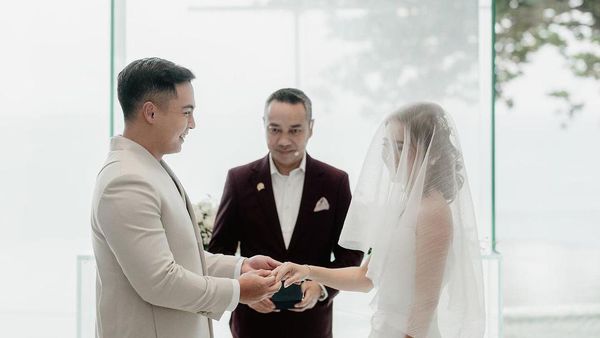 Foto Pernikahan Gritte Agatha dengan Arif Hidayat, Gempi dan Gisel Bikin Salfok