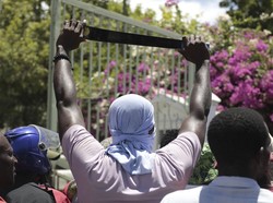 Ribut-ribut Haiti Vs Republik Dominika, Perbatasan Negara Dikunci