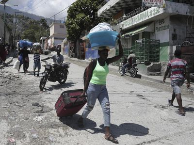 Warga Haiti Mengungsi Usai Penembakan Massal yang Tewaskan 7 Orang
