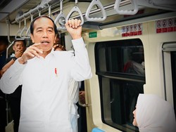 Jokowi Akan Koreksi-Evaluasi LRT yang Sempat Alami Gangguan