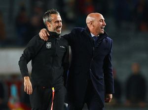 Pelatih Timnas Putri Spanyol Kini Ikut Kritik Luis Rubiales! Pelatih Timnas Putri Spanyol Kini Ikut Kritik Luis Rubiales!